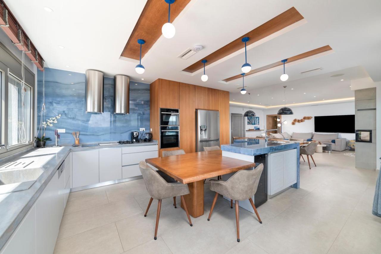 Moonlight Seafront Apartments Koutsouras ภายนอก รูปภาพ